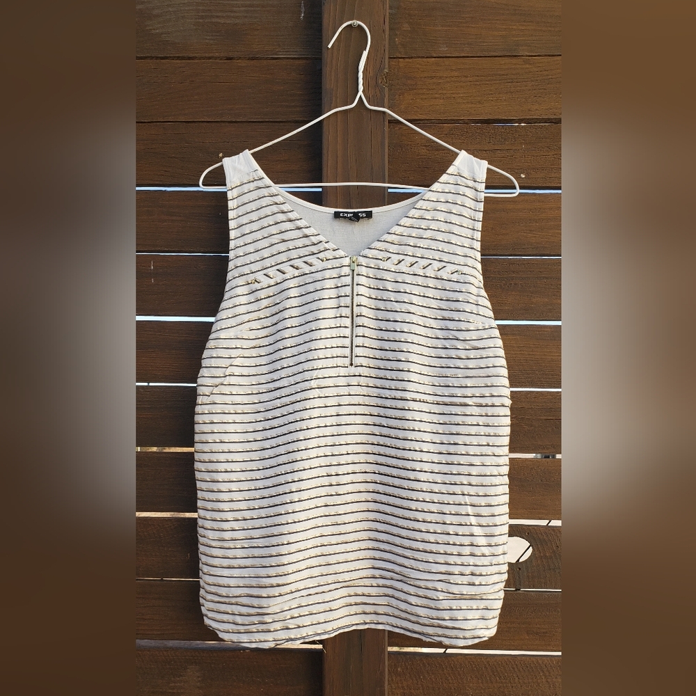 Express Black and White Boxy Sleeveless Tank Top